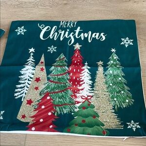 ❤️NEW!!!❤️Set of 2 Holiday Christmas Tree Pillow Cover w/ Merry Christmas Design